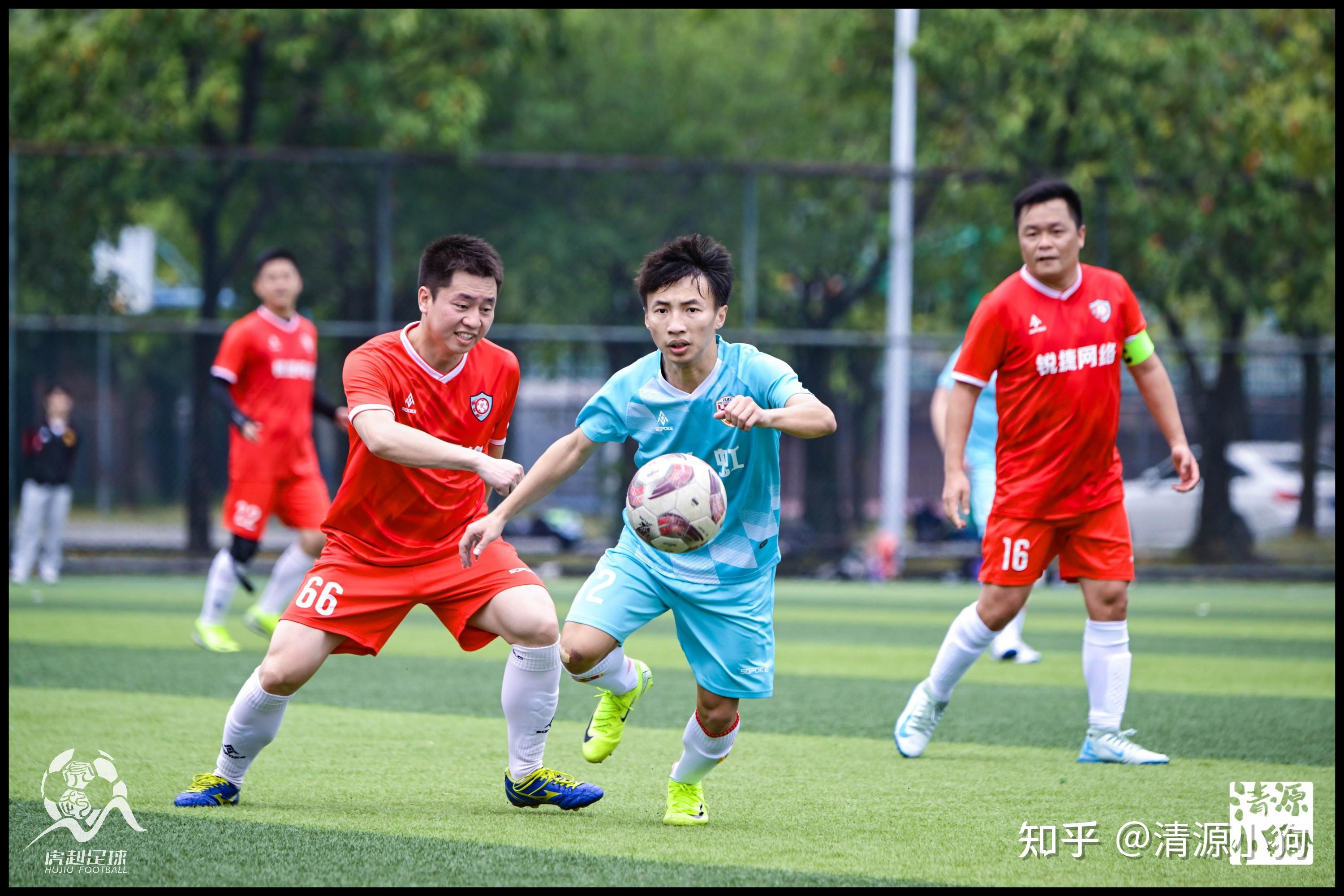球员竞技水平提高，国内足球联赛激战连连的简单介绍