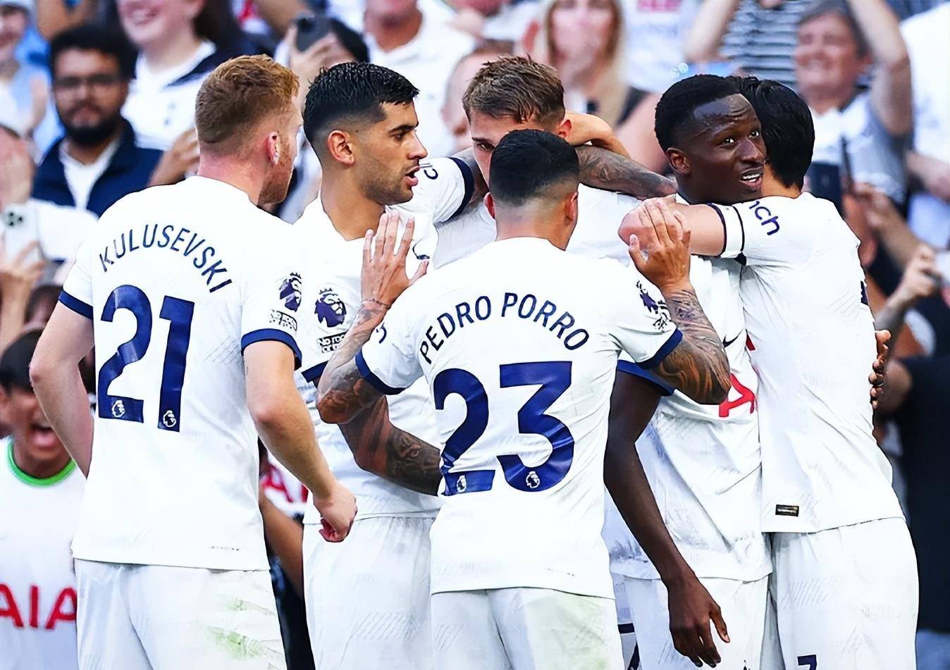 爱游戏网页版登录入口-热刺连续失利，球队危机四伏