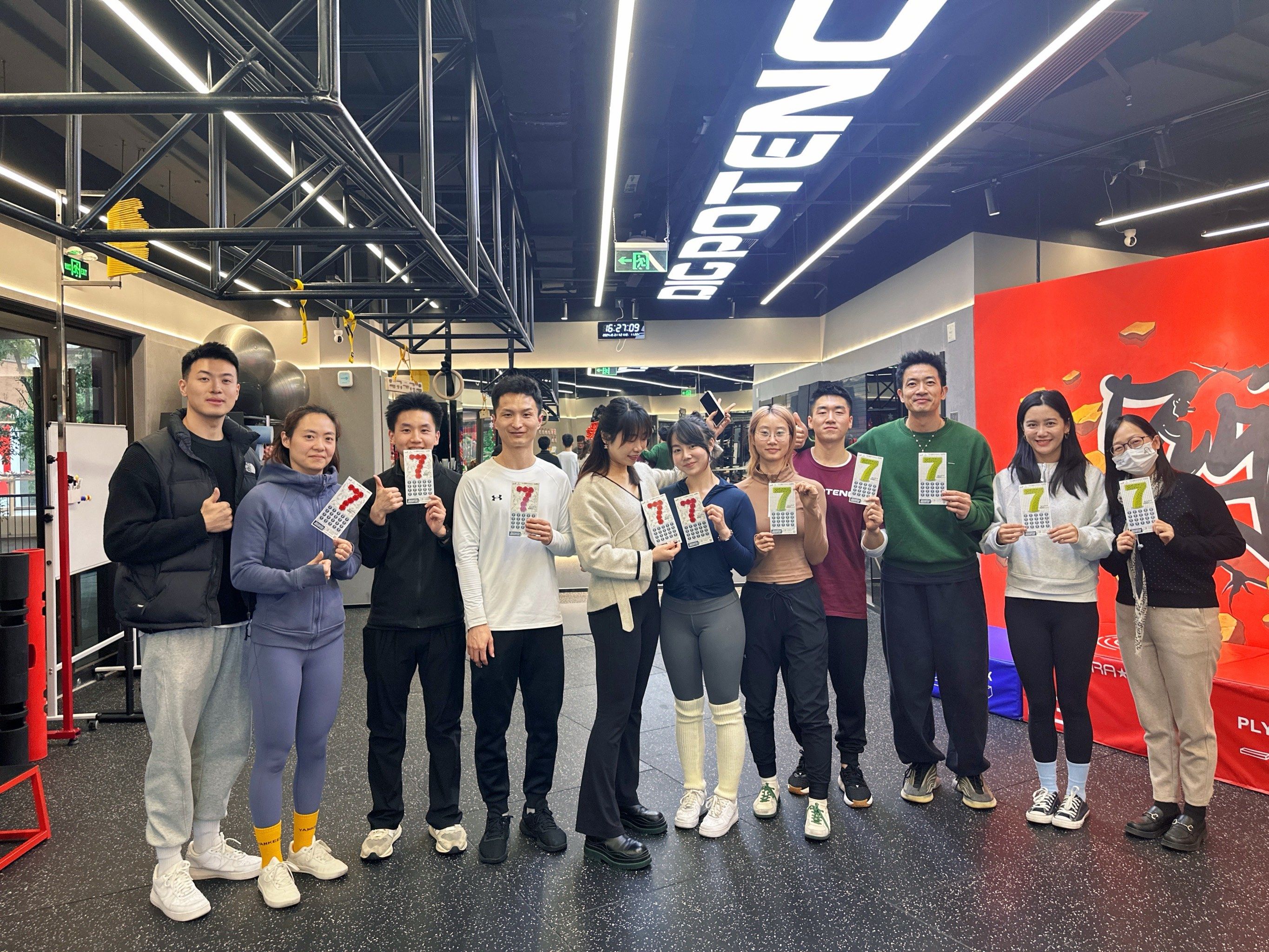 关于主教练调整首发阵容，力求在下一场比赛中击败对手的信息