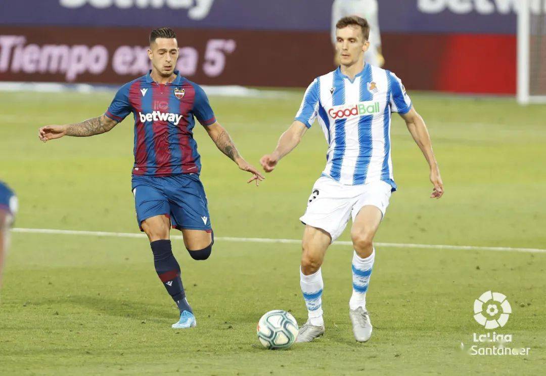 爱游戏在线-豪门大战：瓦伦西亚保持不败登顶的简单介绍