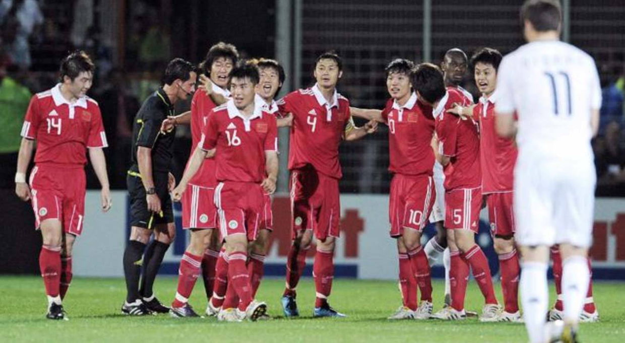 关键战役中球员的表现获得好评的简单介绍